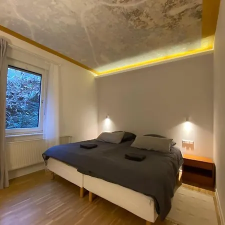 Apartment Art - Harz *